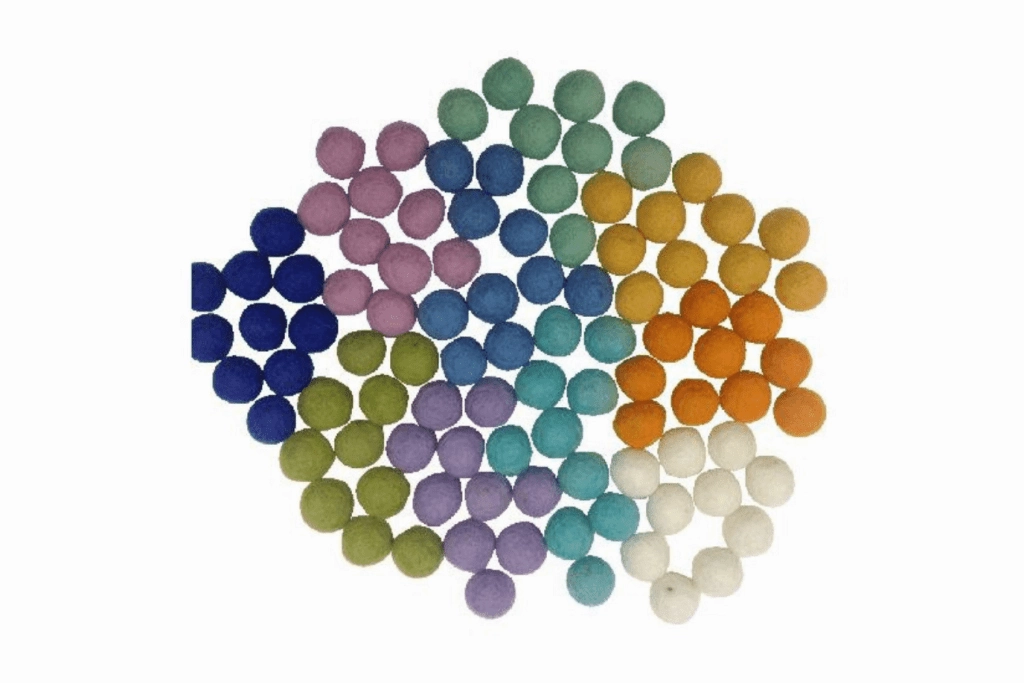 Papoose Felt Spring Balls (2.5cm) - 100 pieces Character Arc Approval Get