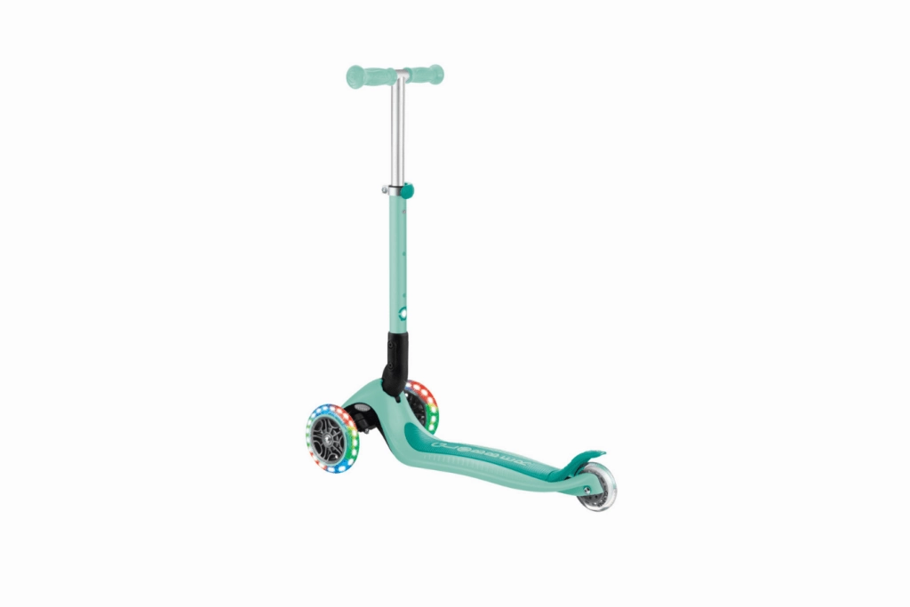 Globber Junior Foldable Scooters - Mint Building Mode Future Bright