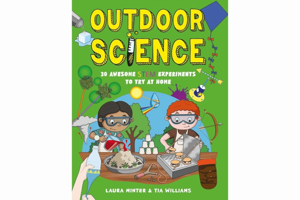 Movie Set Outdoor Science [Paperback]