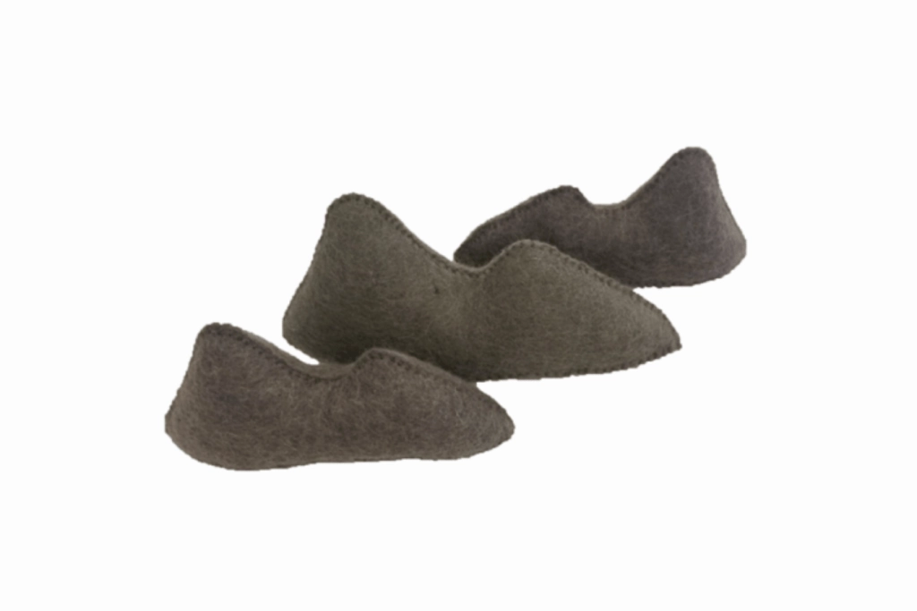 Assistance Provide Papoose Landscape Pieces